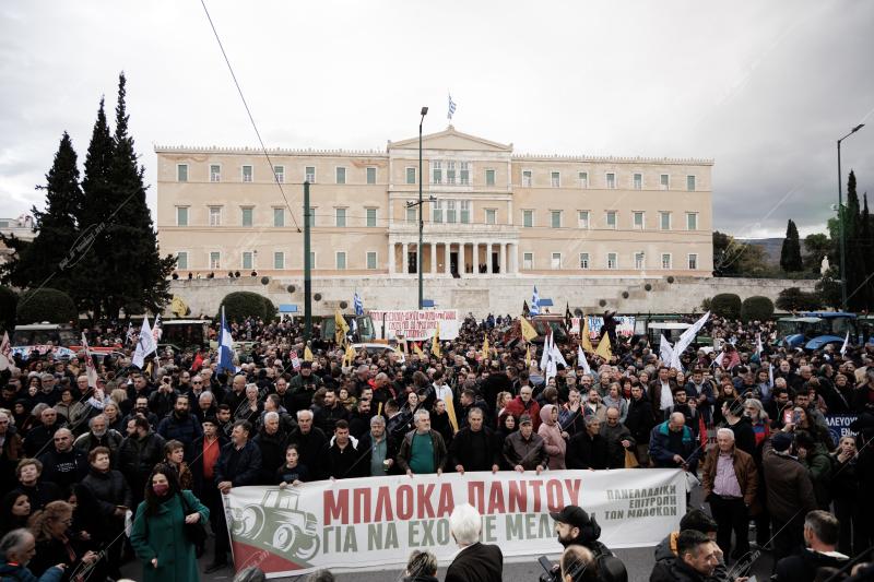 ΑΘΗΝΑ – Πανελλαδική κινητοποίηση αγροτών στο κέντρο της πόλης