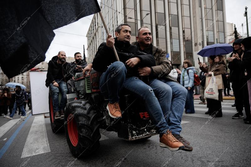 ΑΘΗΝΑ – Πανελλαδική κινητοποίηση αγροτών στο κέντρο της πόλης