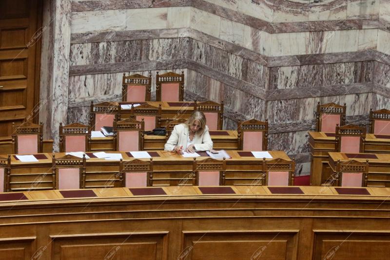 Βουλή - ολομέλεια.