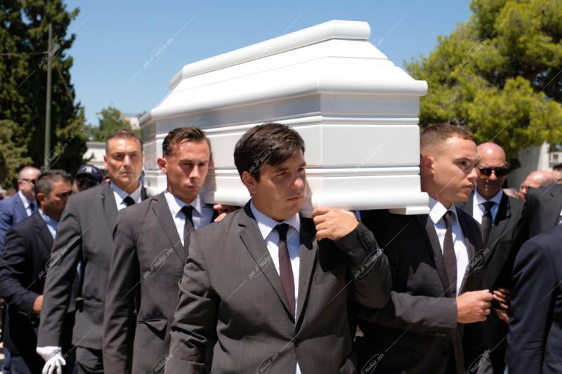 Ελένη Δανάη Λένα Σαμαρά - κηδεία α’ νεκροταφείο Αθηνών