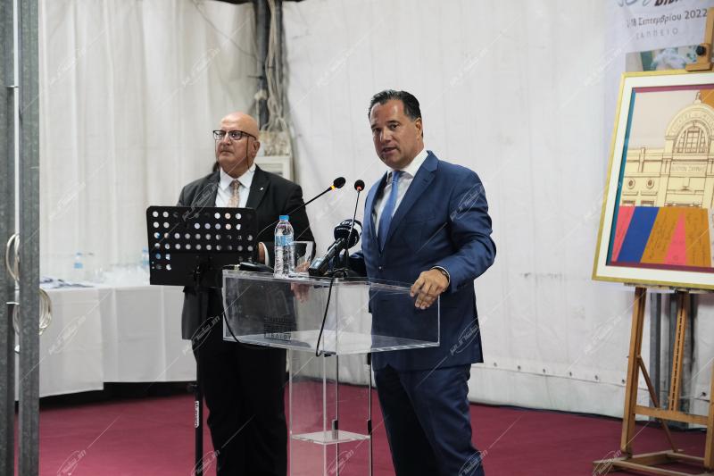 Η ΠτΔ Κατερίνα Σακελλαροπούλου στο 50ο φεστιβάλ βιβλίου στο Ζάππειο
