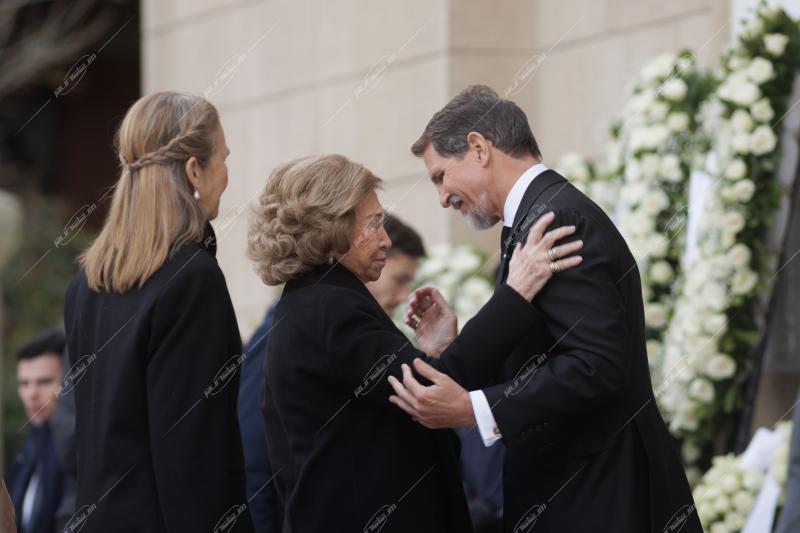 Κηδεία της Πριγκίπισσας Ειρήνης της Ελλάδος στην Αθήνα