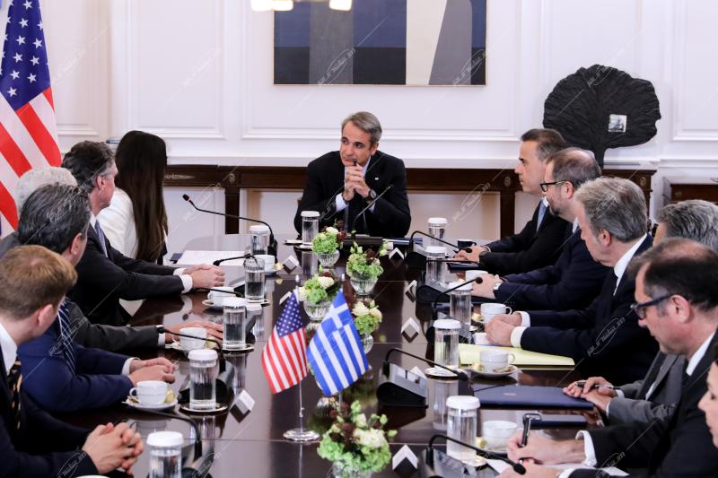 Kyriakos Mitsotakis - Chris Wright -  Doug Burgum - Kimberly Guilfoyle