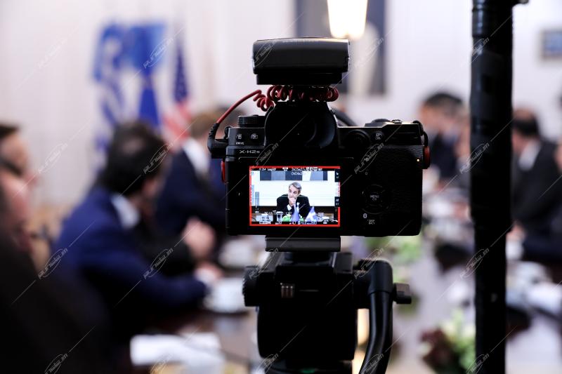 Kyriakos Mitsotakis - Chris Wright -  Doug Burgum - Kimberly Guilfoyle