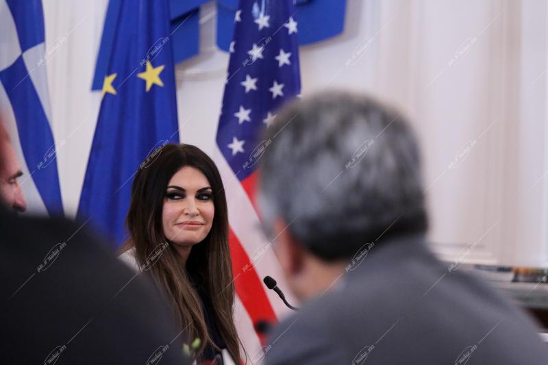 Kyriakos Mitsotakis - Chris Wright -  Doug Burgum - Kimberly Guilfoyle