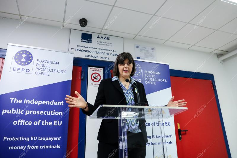 Λάουρα Κοβέσι, Συνέντευξη Τύπου