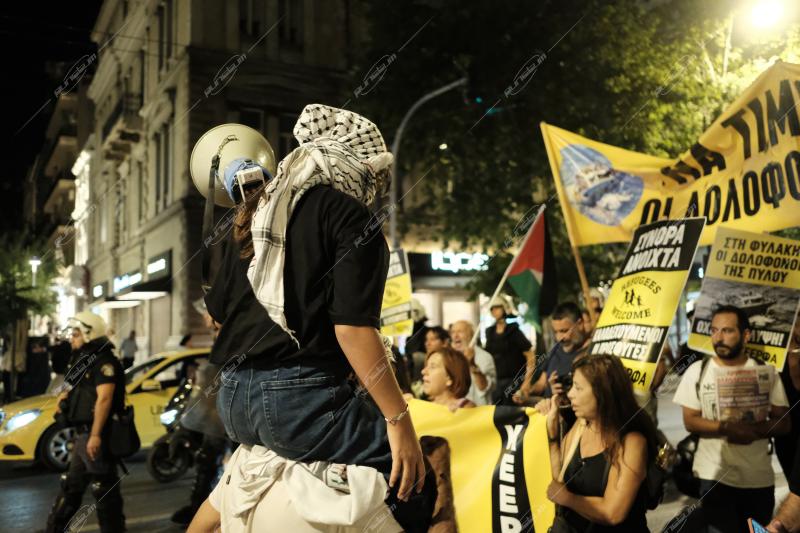 Νομοσχέδιο Πλεύρη - αντιρατσιστική διαδήλωση Σύνταγμα