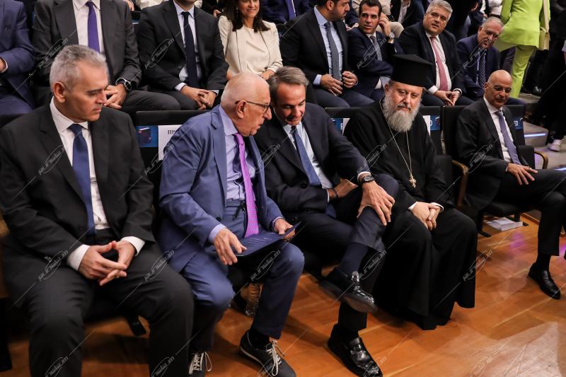 Παρουσίαση Βιβλίου, Ευριπίδης Στυλιανίδης