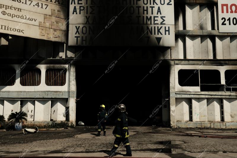 Πυρκαγιά σε εργοστάσιο πλαστικών στην Μεταμόρφωση