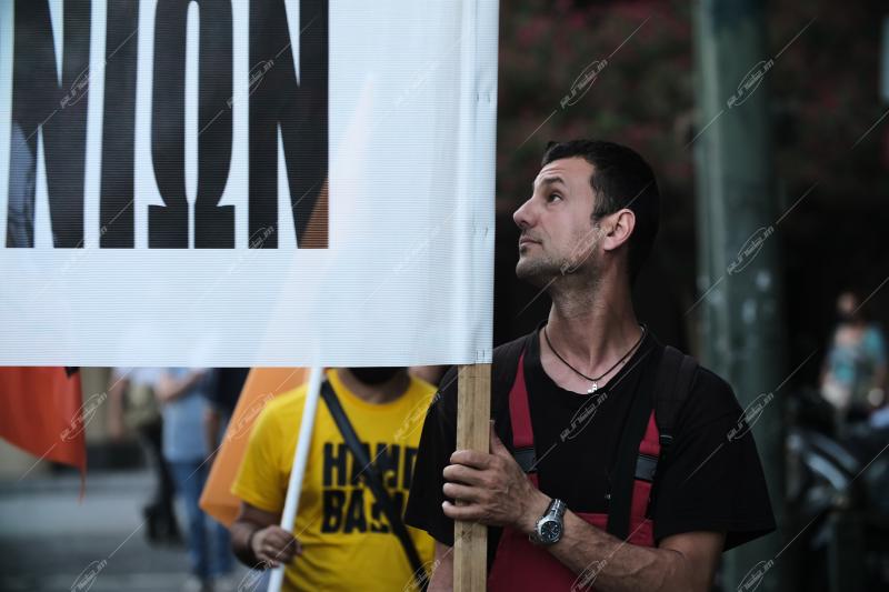 Πορεία ΑΔΕΔΥ ενάντια στο νομοσχέδιο Χατζηδάκη