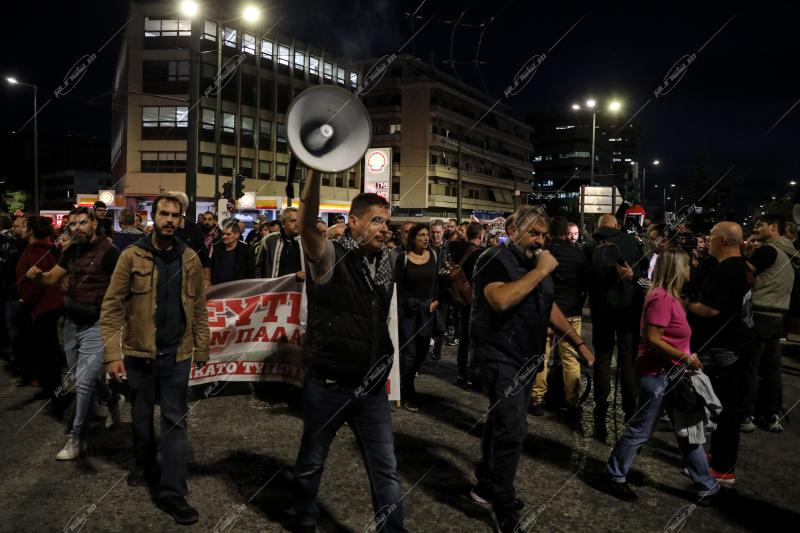 Πορεία αλληλεγγύης.