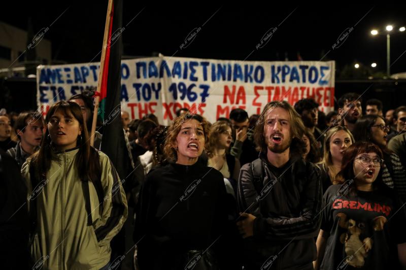 Πορεία αλληλεγγύης.