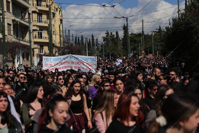Πορεία για το σιδηροδρομικό δυστύχημα στα Τέμπη.