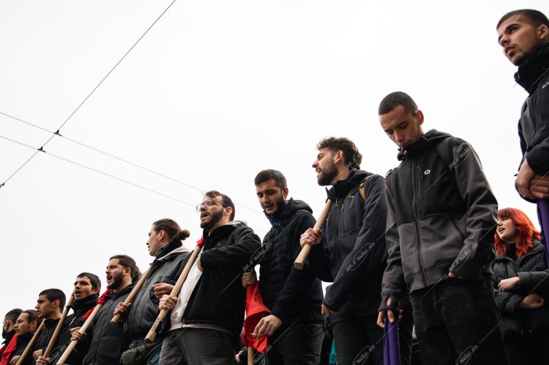 Πορεία κατά της Ιδιωτικοποίησης των Πανεπιστημίων / Students Demonstrate Against the Privatization of Public Universities