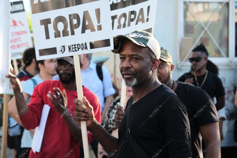 Συγκέντρωση αλληλεγγύης για τους πρόσφυγες στην δομή φιλοξενίας του Ελαιώνα