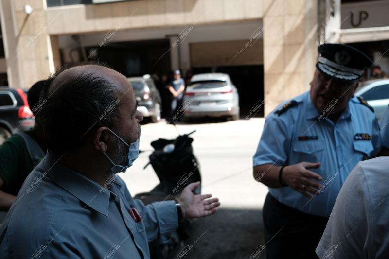 Συγκέντρωση διαμαρτυρίας κατοίκων στο Αστυνομικό τμήμα Ομόνοιας