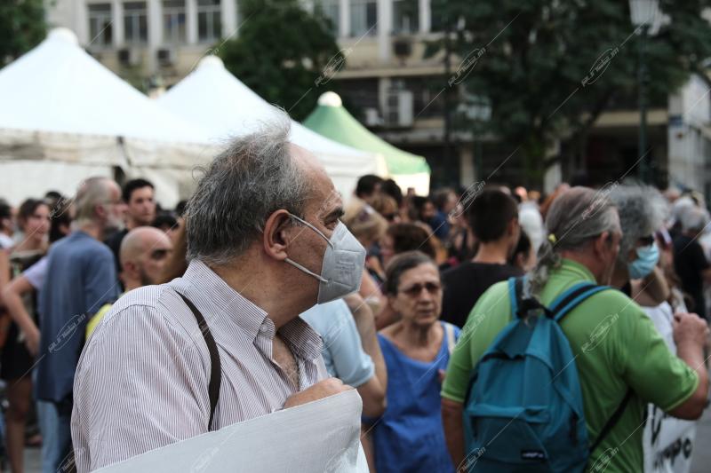 Συγκέντρωση διαμαρτυρίας στο Δημαρχείο Αθηνών για τη στάση ΜΕΤΡΟ Εξάρχεια