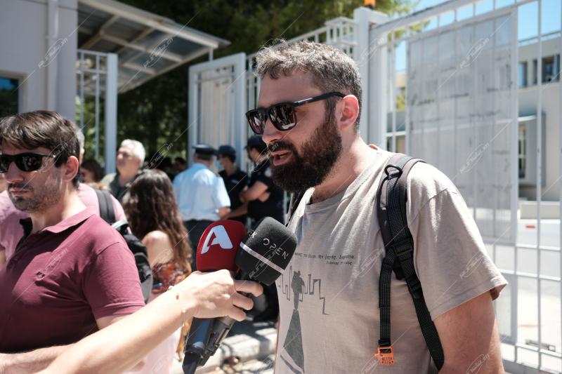 Συγκέντρωση διαμαρτυρίας στο υπουργείο δικαιοσύνης για την αποφυλάκιση Λιγνάδη