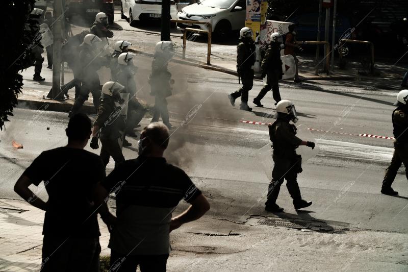 Συγκέντρωση στο εφετείο για την ετυμηγορία της δίκης της Χρυσής Αυγής / Rally at the appeals court for the verdict in the Golden Dawn trial