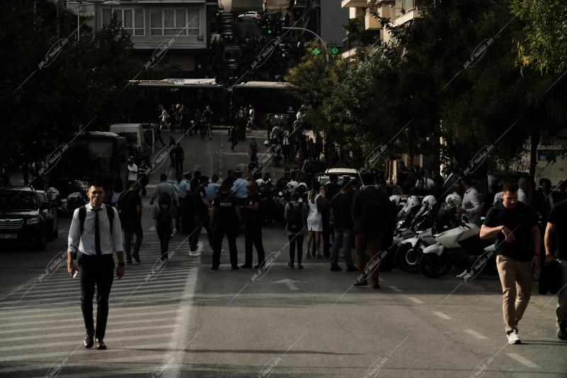 Συγκέντρωση στο εφετείο για την ετυμηγορία της δίκης της Χρυσής Αυγής / Rally at the appeals court for the verdict in the Golden Dawn trial