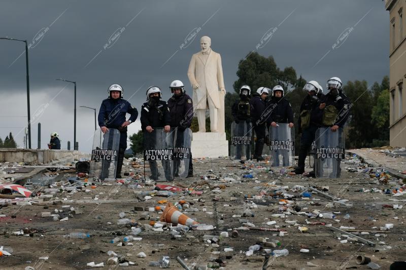 Συγκέντρωση στο Σύνταγμα - 2 χρόνια από το σιδηροδρομικό δυστύχημα στα Τέμπη