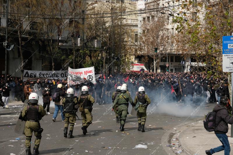 Συγκέντρωση στο Σύνταγμα - 2 χρόνια από το σιδηροδρομικό δυστύχημα στα Τέμπη