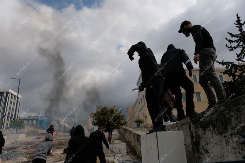 Συγκέντρωση στο Σύνταγμα - 2 χρόνια από το σιδηροδρομικό δυστύχημα στα Τέμπη