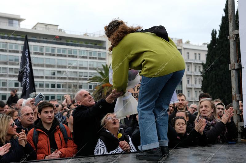 Συγκέντρωση στο Σύνταγμα - 2 χρόνια από το σιδηροδρομικό δυστύχημα στα Τέμπη