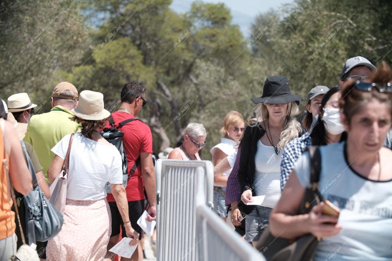 Τουρίστες στην Ακρόπολη / Tourists at Acropolis, Athens