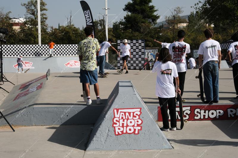 Vans Shop Riot 2022