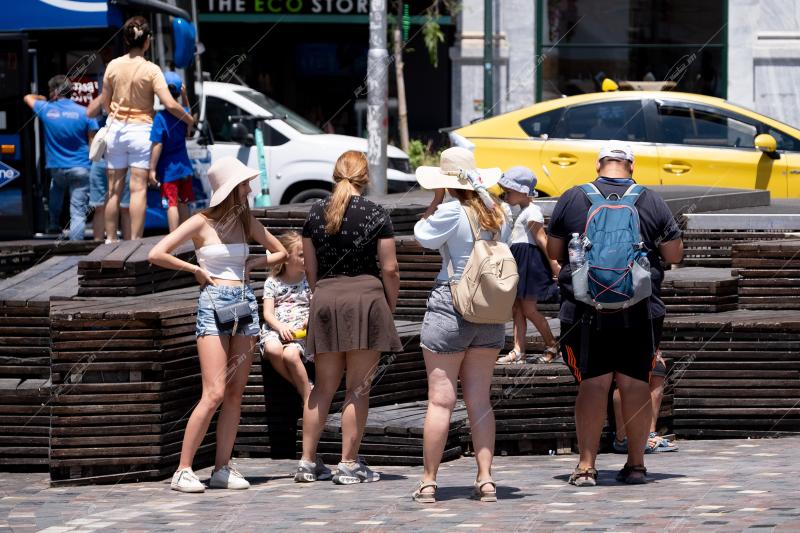 Warm Weather - Tourism In Greece / Ζεστός Καιρός - Τουρισμός στην Ελλάδα
