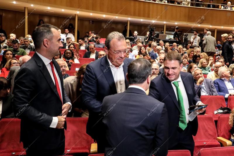 Χάρης Δούκας - Gideon Levy