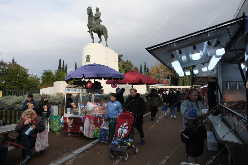 Χριστουγεννιάτικο χωριό 2023 στο Πεδίο του Άρεως