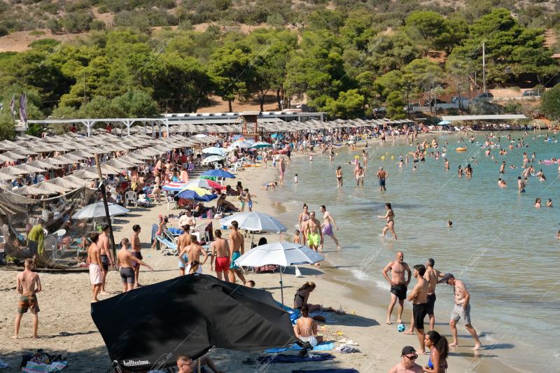 Ζέστη - Λουόμενοι Πόρτο Ράφτη / Heat - Swimmers at Porto Rafti